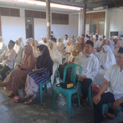 65 Jemaah Calon Haji Ikuti Bimbingan Manasik Haji di Bone Barat