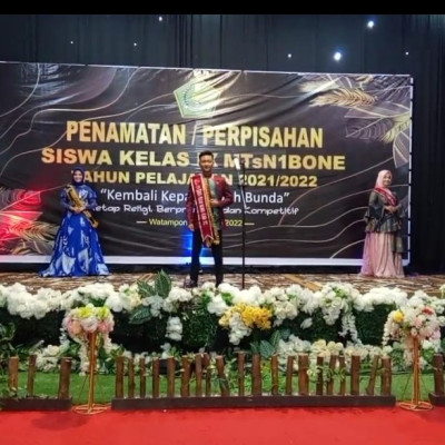 Fashion Show Duta Pelajar Warnai Penamatan MTsN 1 Bone Tahun 2022