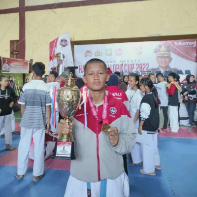 Muh.Zaky Alhady Siswa MTsN Palopo Raih Juara Pada Kejuaraan Karate KAPOLRES Palopo CUP 2022.