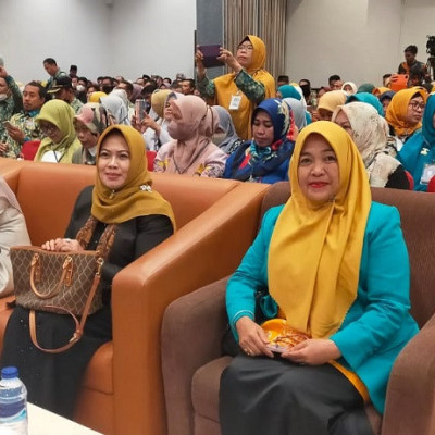 Ketua PGMI Kabupaten Sinjai Kamriati Anies hadiri Workshop Kurikulum Merdeka