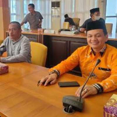 Ketua LPTQ Sidrap Bersama Sekertaris Hadiri Rakor Di DPRD Kabupaten Bone