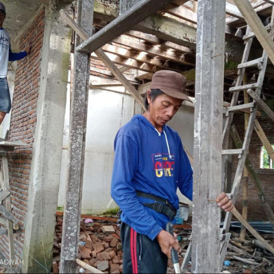 Ketua Yayasan As’adiyah Galung Beru Rutin Pantau Progres Pembangunan Gedung Berlantai 3