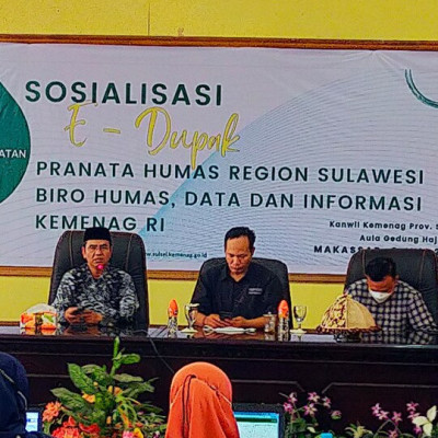 Buka Sosialisasi E-Dupak Prahum, Kakanwil Kemenag Sulsel Ungkap Peran Penting Humas