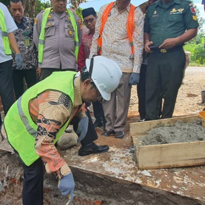 Kemenag Gowa Gelar Peletakan Batu Pertama Pembangunan Balai Nikah dan Manasik Haji KUA Pattallassang