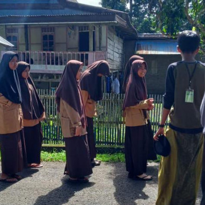 Kesigapan Pengurus OSIP PP. As’adiyah Galung Beru Kawal Kegiatan Outdoor Matsama