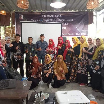 Guru MTs Muhammadiyah Kajang Ikuti Bimtek Penyusunan Dokumen 1 K-13 dan RPP