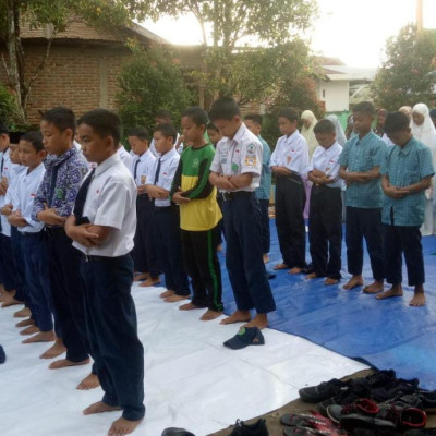 Bina Karakter Religius Peserta Didik, MTs Guppi Mattirowalie Rutinkan Shalat Dhuha