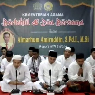 Melalui Zoom MIN 6 Bone Ikut Tahlilan dan Doa Bersama