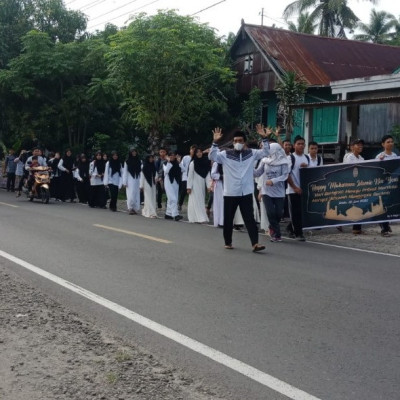 Meriahkan Tahun Baru Hijriah 1444, MTs. Badan Amal Menggelar Jalan Kerukunan