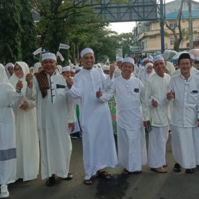 Kamad dan Guru MTsN 1 Bone Meriahkan Pawai 1 Muharram 1444 H