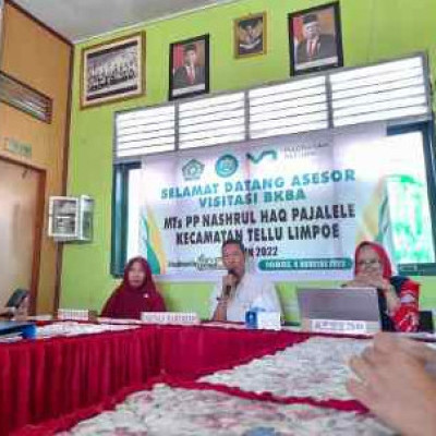 Berikan Motivasi, Ketua Komite kunjungi MTs Nashrul Haq Pajalele