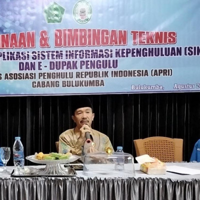 Singgung Program Gus Menag, Kakankemenag Bulukumba Buka Bimtek APRI Bulukumba