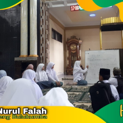 Ketua Osim MA PP Nurul Falah Bawakan Materi di English Bootcamp