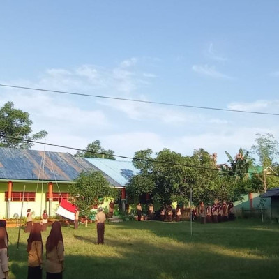 Peringati Hari Pramuka Ke-61, MA Guppi Gunung Jati Gelar Upacara Bendera