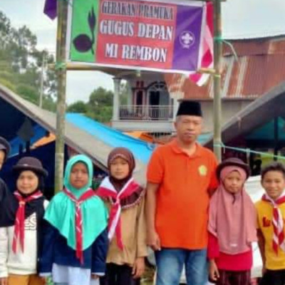 Siswa MI Rembon Nikmati Indahnya Kebersamaan di Bumi Perkemahan Batusura'