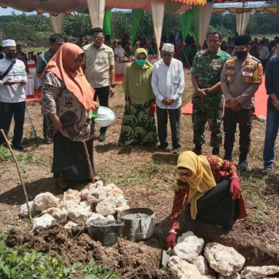 Kakan Kemenag Selayar Hadiri Peletakan Batu Pertama Pondok Pesantren Nur Ali Selayar