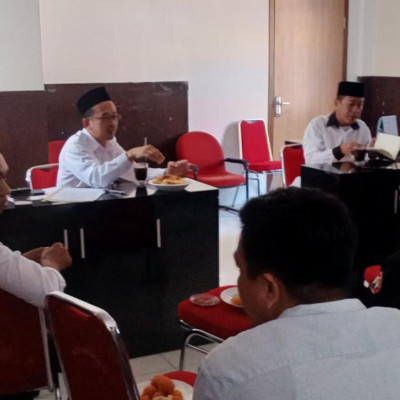 Pimpin Rapat, Plt Kasi PD Pontren Kemenag Bulukumba Harapkan Ini