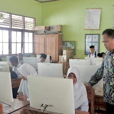 Siswa Kelas VIII MTsN 1 Enrekang Sukses Ikuti AKMI