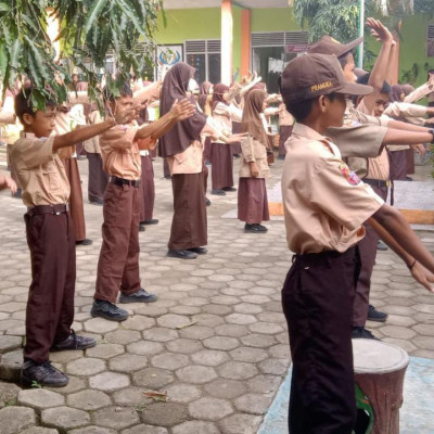 Senam Pagi Jadi Kegiatan Rutin di MTs Bontonyeleng