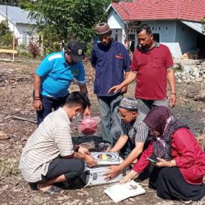 Ukur Arah Kiblat, Kemenag Luwu Lakukan Layanan Prima