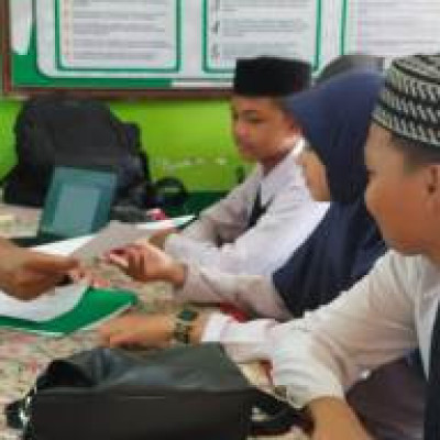 Hari Ini, Pendaftaran calon ketua OSIM MTs Nashrul Haq Pajalele Resmi Dibuka