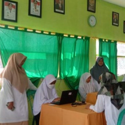 Peserta didik MTs Muhammadiyah Balangnipa Ikuti Gladi Bersih ANBK