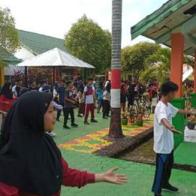 Mendukung GERMAS, Kamad MTsN 3 Sidrap Lakukan ini