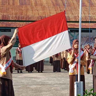 Upacara Hari Kesaktian Pancasila di Pontren DDI Lil Banat Parepare Berlangsung Khidmat