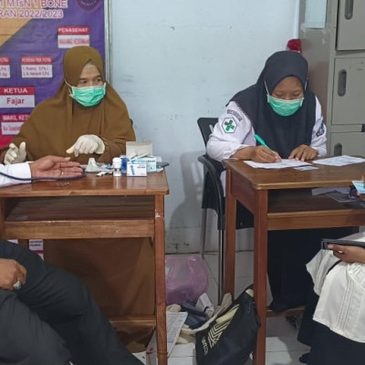 Kampanye Germas dan Deteksi Dini PTM di MTsN 1 Bone