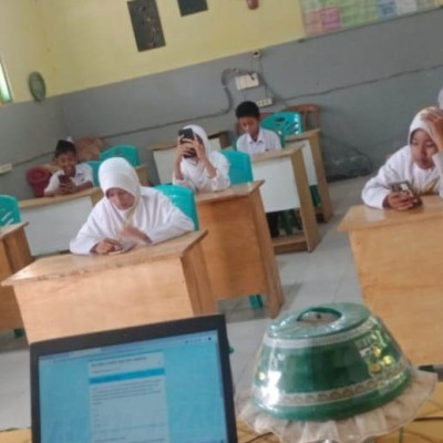 Siswa MTs DDI Ujung Ikuti Kompetisi Pelajar Alef Education (Kompac) Secara Online