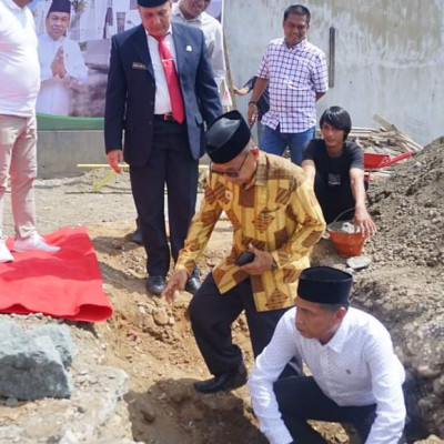 Kasi PHU Bone Ikut Meletakkan Batu Pertama Pembangunan Masjid Tafaddal