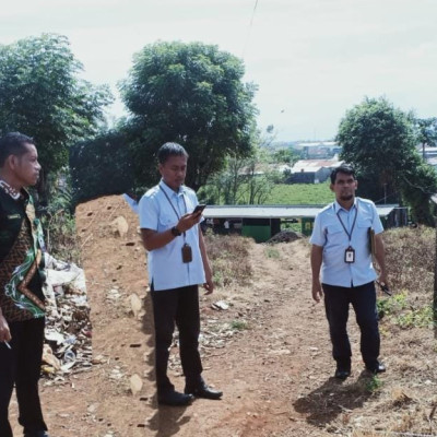 Bantuan MCK, Kasi PD Pontren Kemenag Gowa Dampingi Tim PUPR Lakukan Verifikasi Faktual