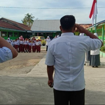 Tingkatkan Kedisiplinan, Amanat Pembina Upacara MA Ma’arif NU Bulukumba