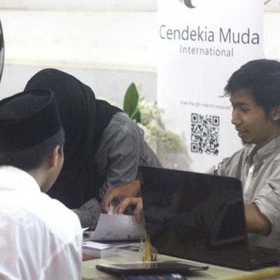 DIBS Ramaikan Internasional Education Fair SPIDI 2022