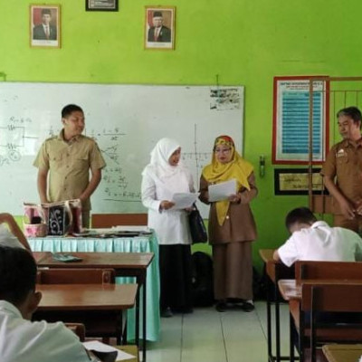 Pengawas PAI SMP/SMPLB Gowa Pantau Pelaksanaan PAS SMPN 1 Sungguminasa