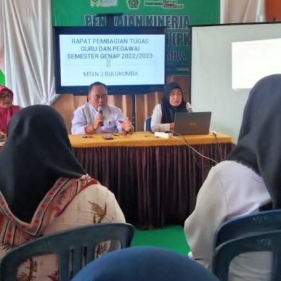 MTsN 3 Bulukumba Gelar Rapat Pembagian Tugas Semester Genap TP 2022/2023