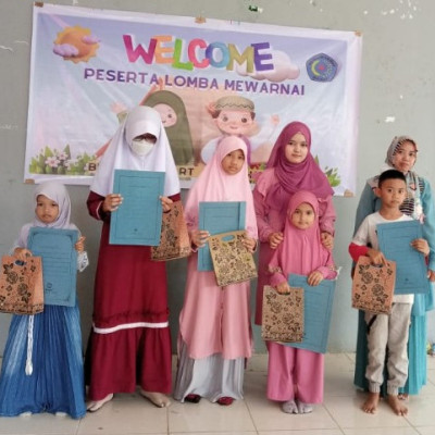 Siswa MIN Maros Borong Juara Lomba Seni Menggambar dan Mewarnai