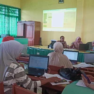 MIN 6 Bone Rapat Persiapan Akreditasi Madrasah