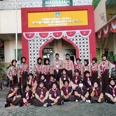 MIN 1 Kota Makassar Gelar Pembukaan Latihan Gabungan dan Persami