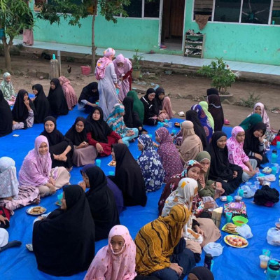 Santriwati MAS Darul Istiqamah Bulukumba Gelar Bukber di Hari Ke-12 Ramadhan