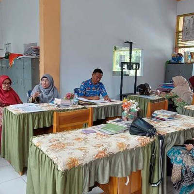 Rapat Penentuan Kelulusan di MAN 2 Kota Parepare 