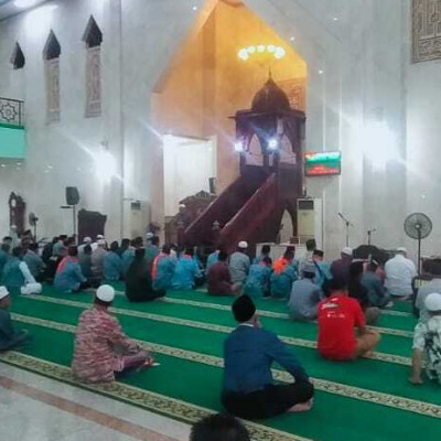 Suka Cita Pengurus Masjid Al Markaz Al Islami Maros Sambut JCH Kota Parepare