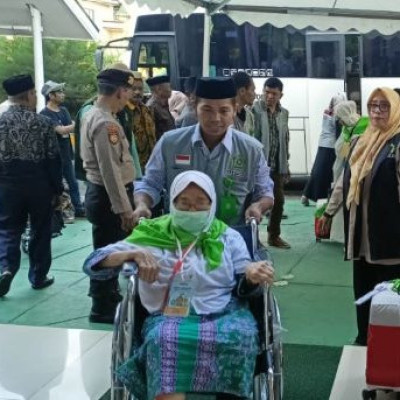 Kloter 6 Upg Masuk Asrama, 1.571 Jemaah Haji Embarkasi Makassar Sudah di Madinah