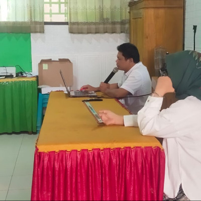 Koordinator Kurikulum MIN 1 Bulukumba Paparkan Penggunaan Aplikasi RDM Semester Genap TP.2022/2023