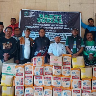 12 Riders KBCI Chapter Gowa Baksos di Ponpes Markaz Tarbiyah Tompobulu