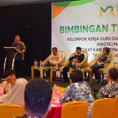 Admin KKGTK se-Pulau Sulawesi Berkumpul di Makassar