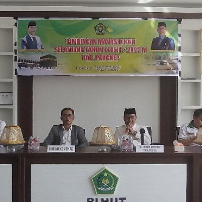 KH. Khaeroni hadiri acara Bimbingan Manasik Haji Sepanjang Tahun Kemenag Pangkep