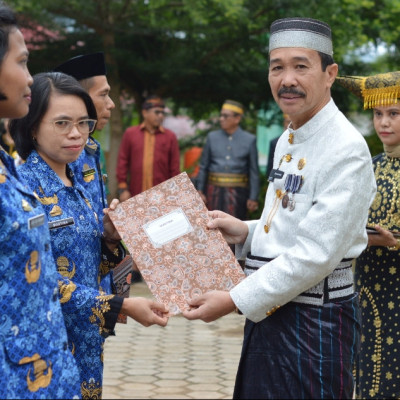 SK PPPK Kado Terbaik Buat Kemenag Lutim di HUT RI KE-78