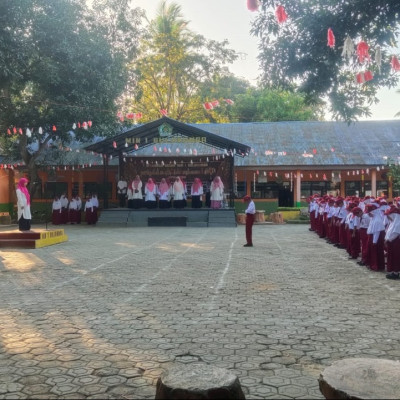 Momentum Peringatan HUT Ke-78 RI, Upacara Bendera di MIN 1 Bulukumba Berlangsung Sakral