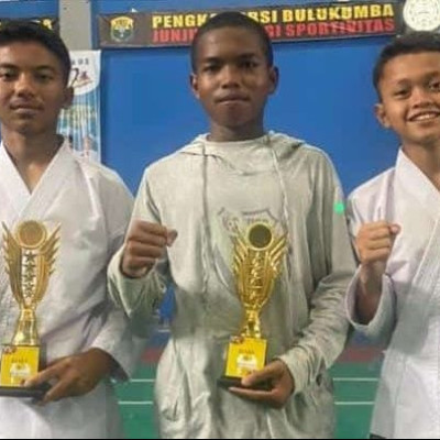 Prestasi Membanggakan, Tiga Siswa MTs Darul Istiqamah Bulukumba Raih Kejuaraan Karate FORKI Cup 1 2023